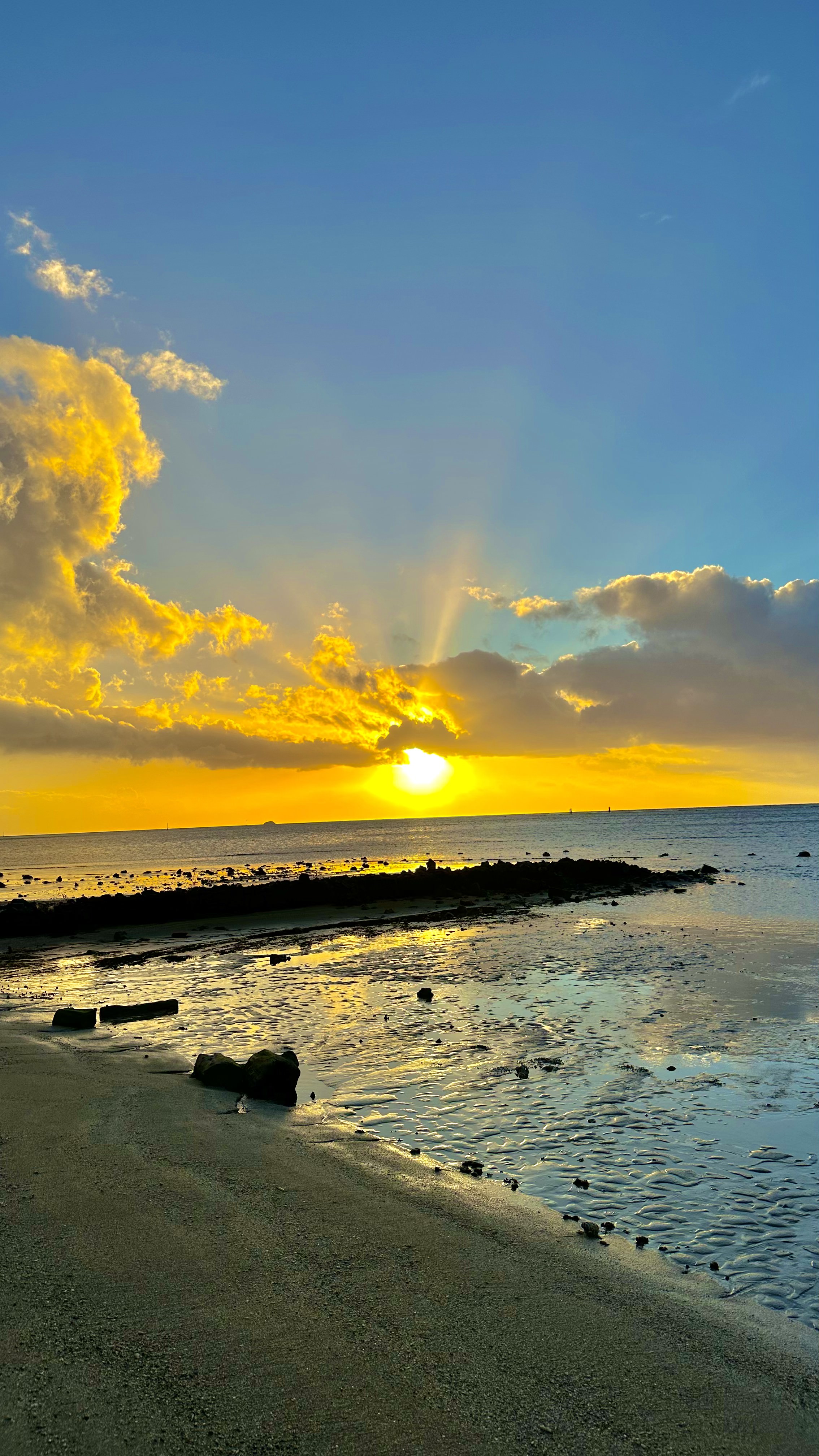 Sunsets ยท Rodrigues